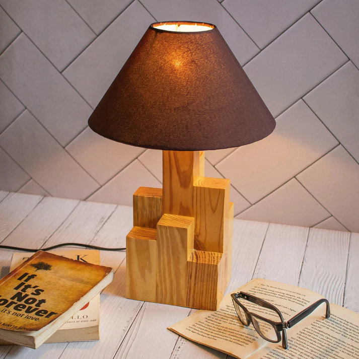 Manhattan Lamp